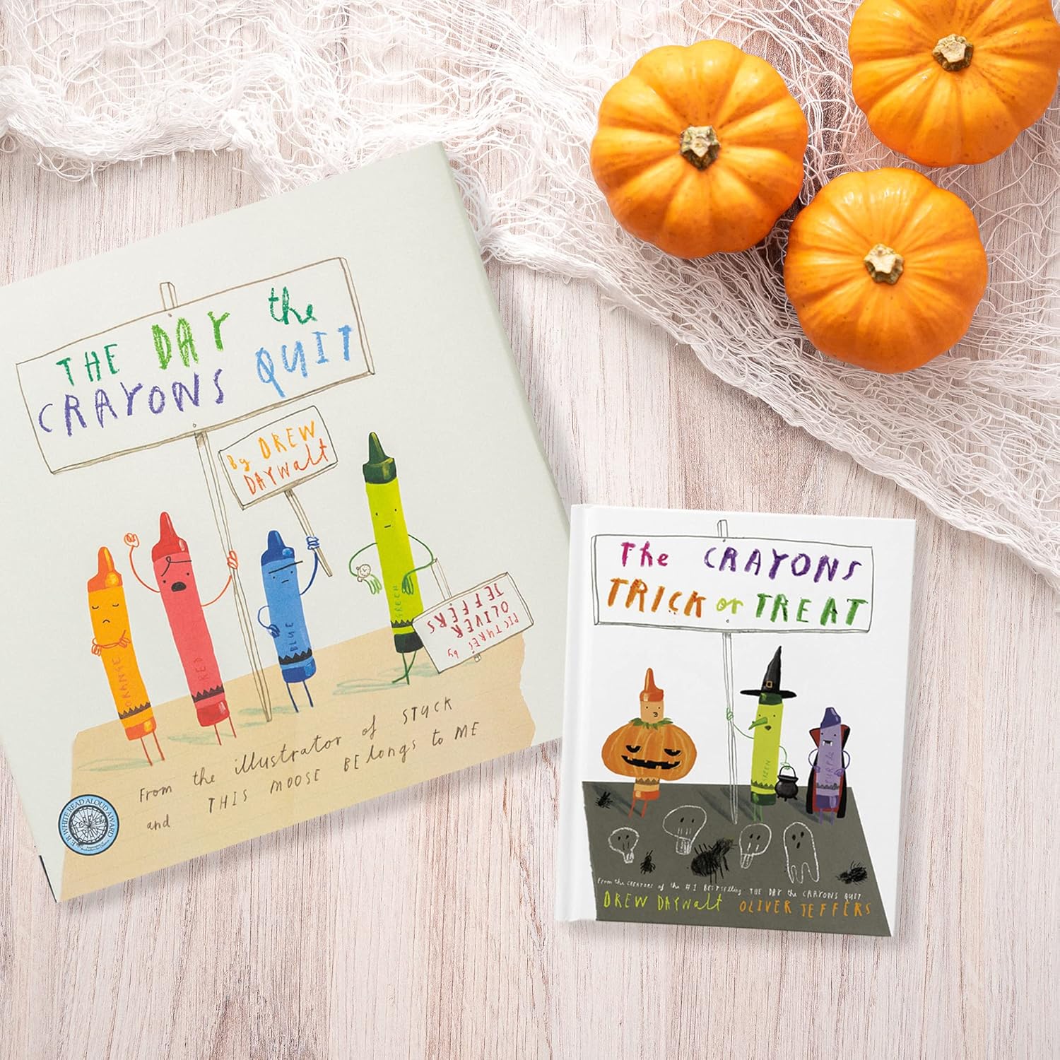 The Crayons Trick or Treat (The Crayons Celebrate)