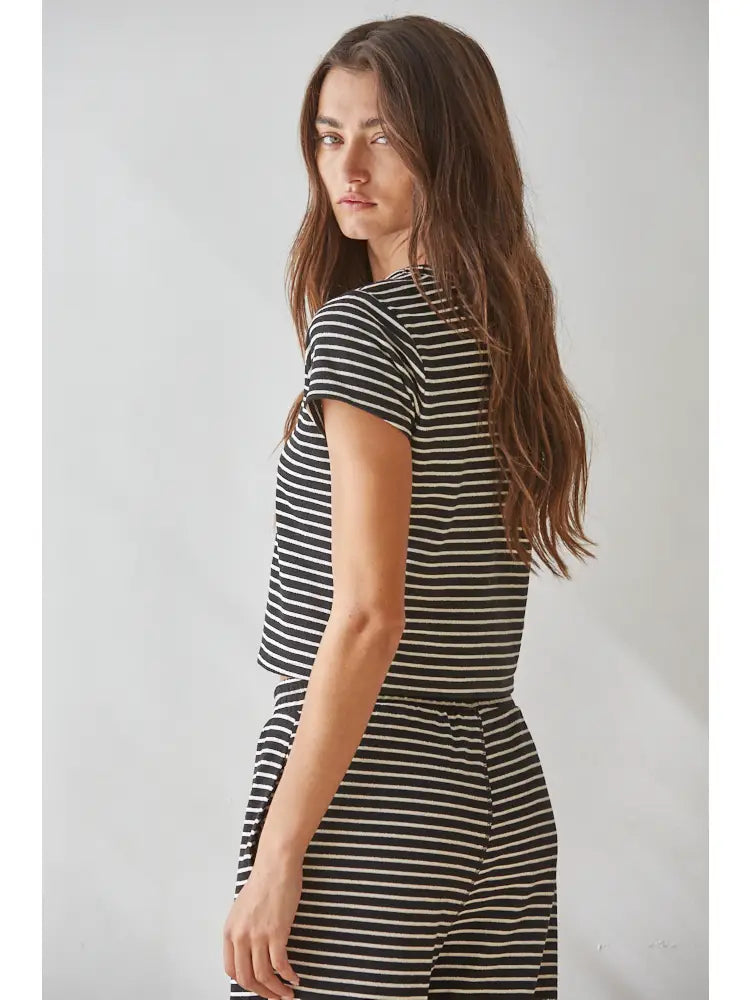 Striped Short Sleeve Top in Black Ivory