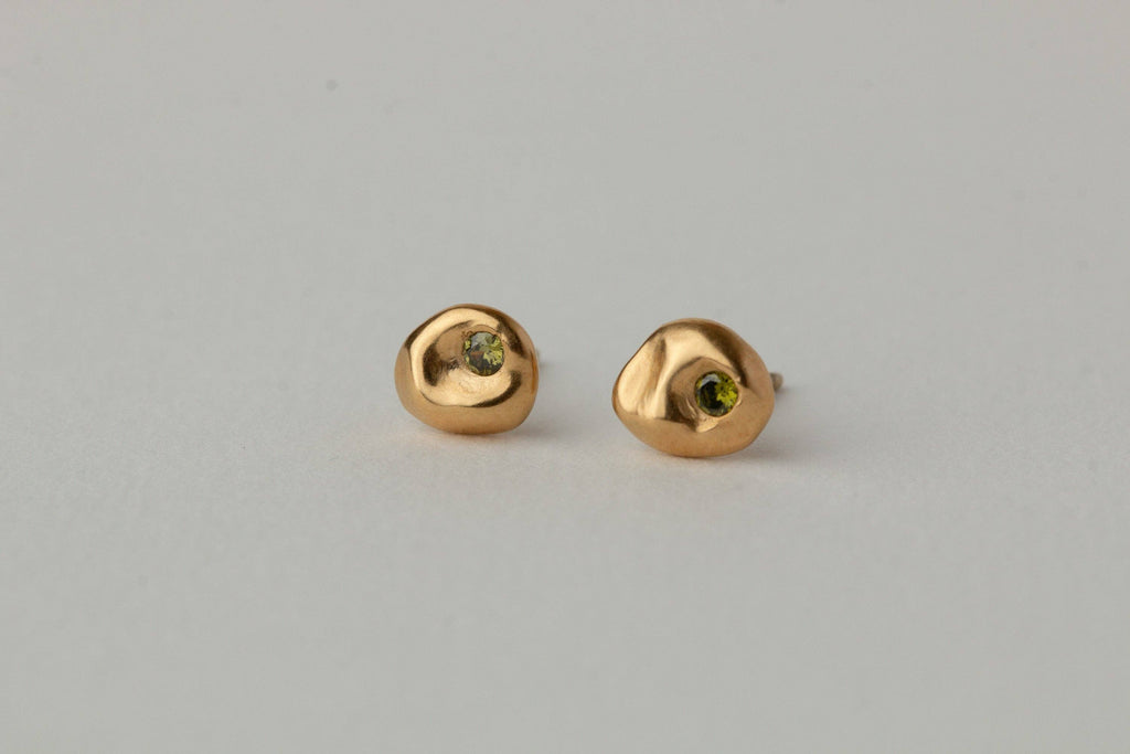 Pebble Studs