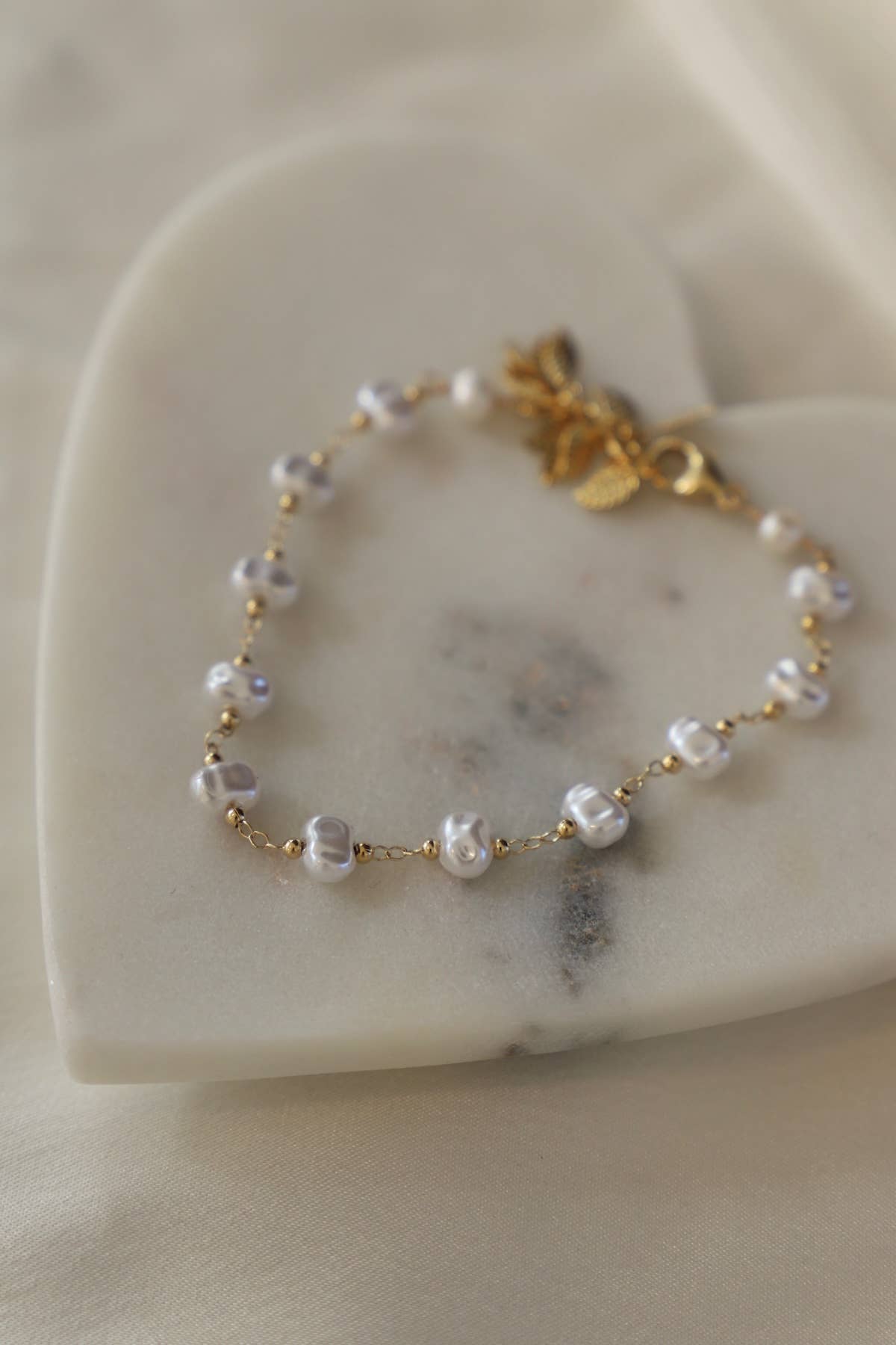 Pearl Station Chain Bracelet
