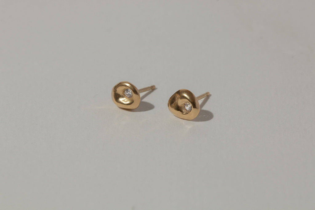 Pebble Studs