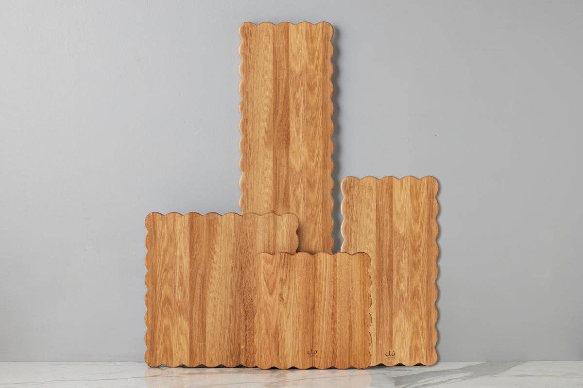 Scalloped Cutting Plank, Small
