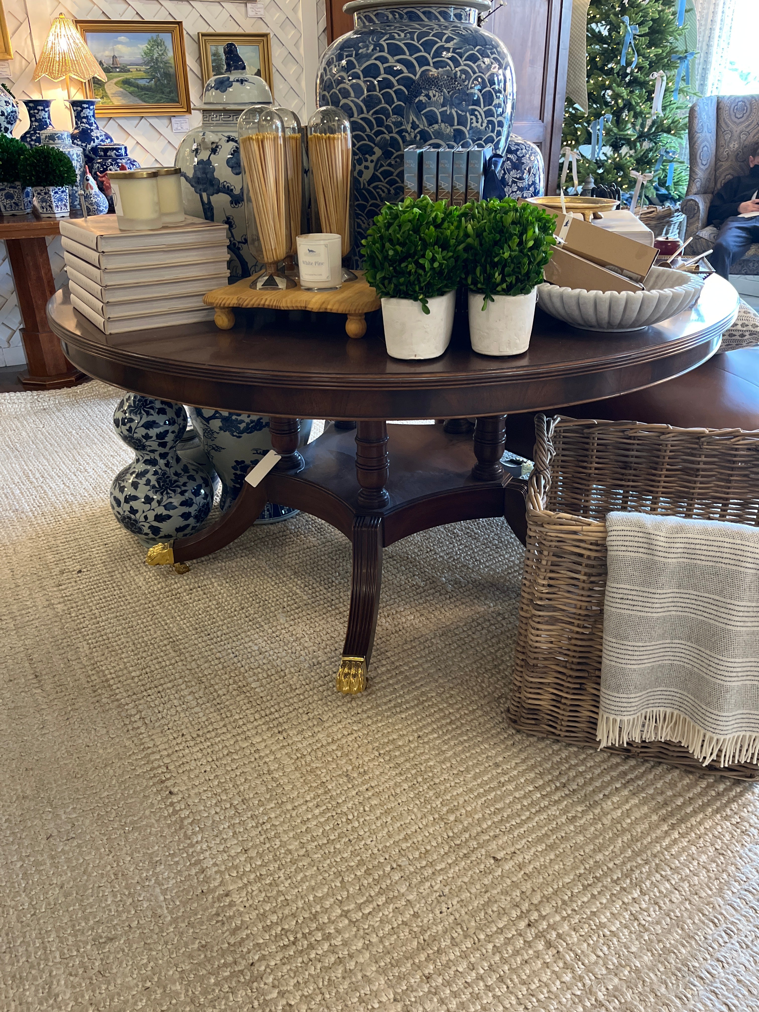 Cabildo Dining Table