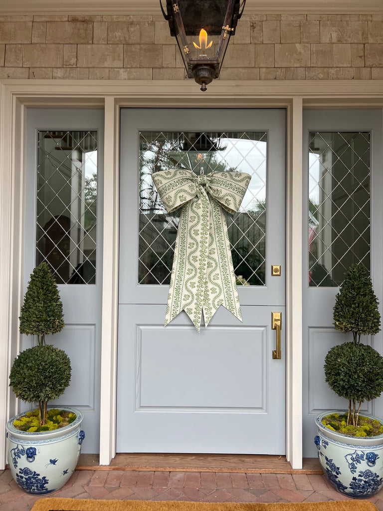 Cream and Mint Green Bow