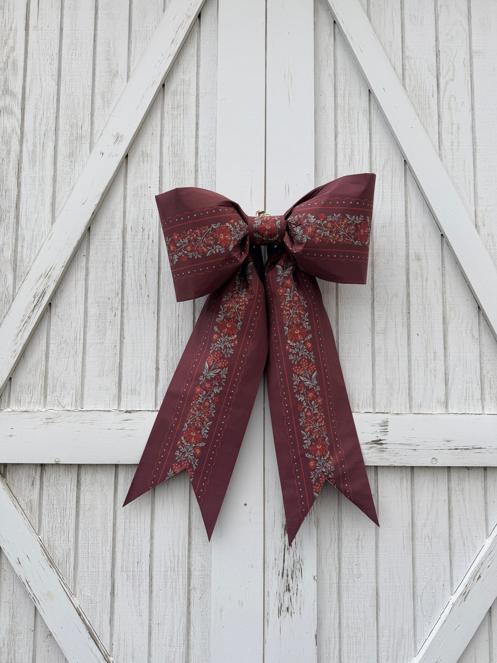 Autumn Wine Scalloped Floral