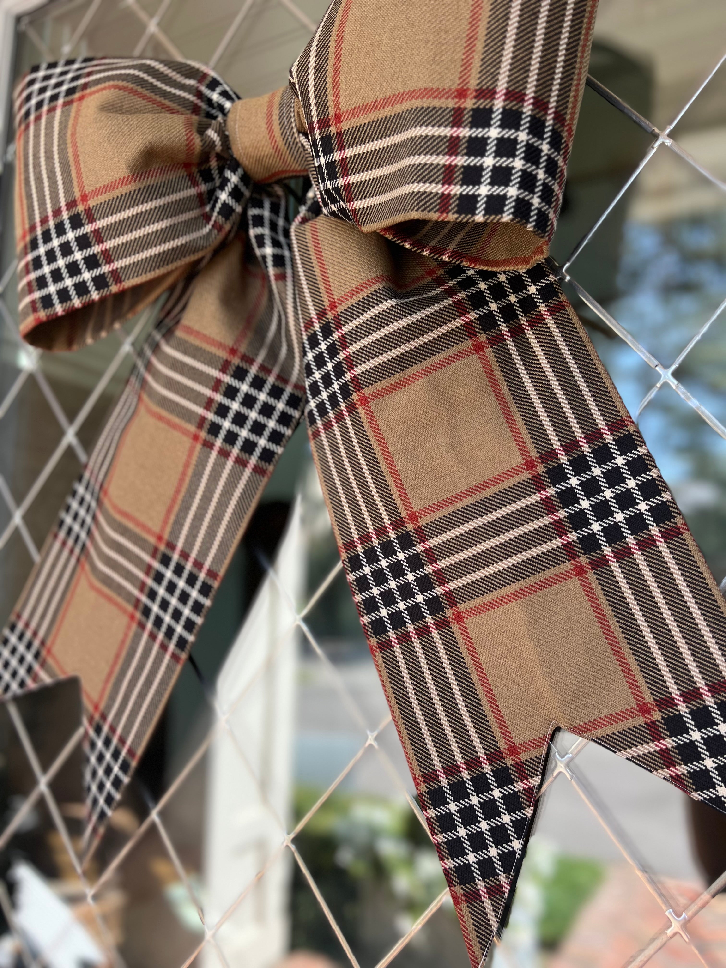 Large Block Tan Plaid Bow