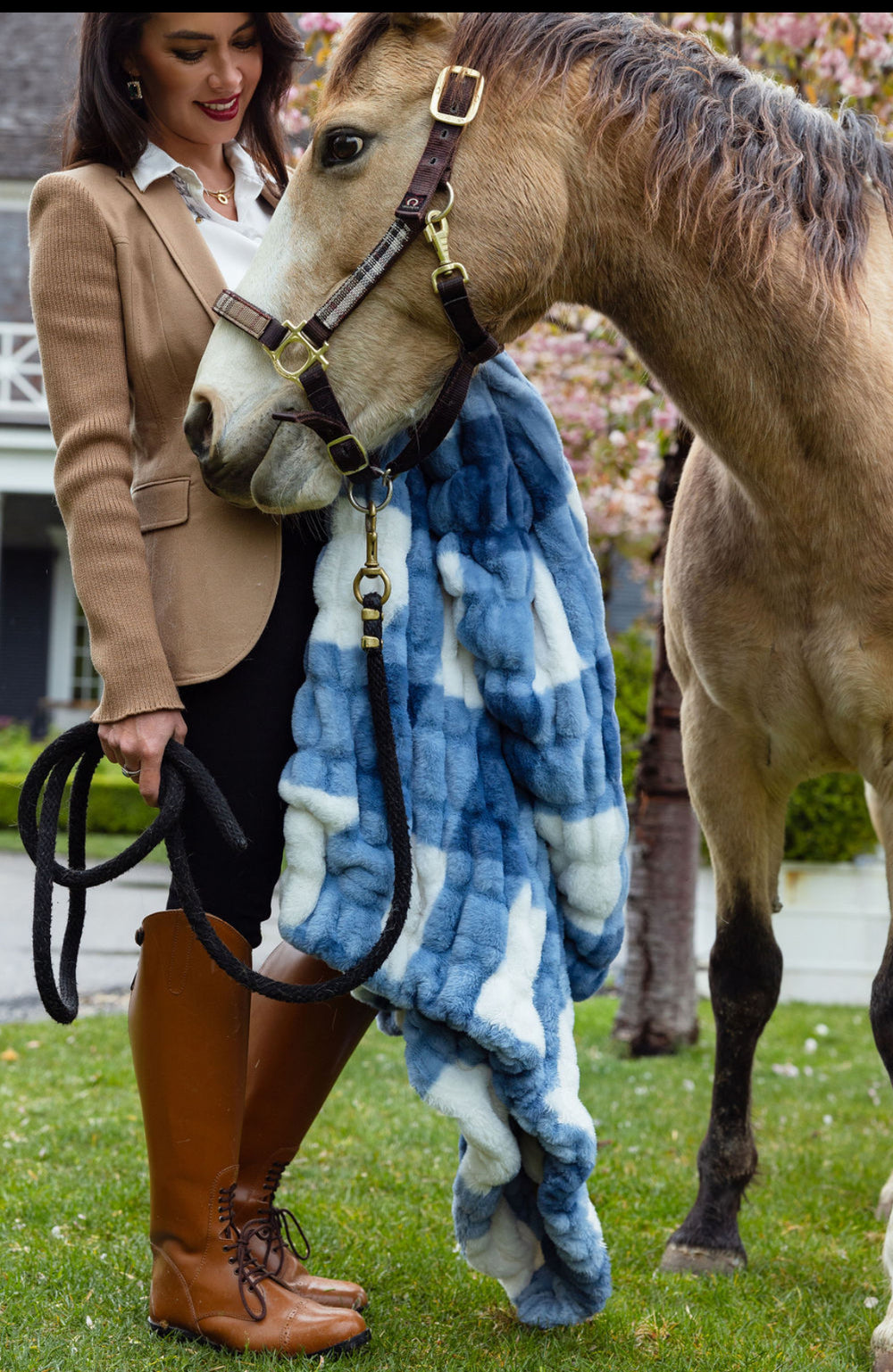 新品 everyone happy coincidence blanket LOLA Blankets by The Fox Group