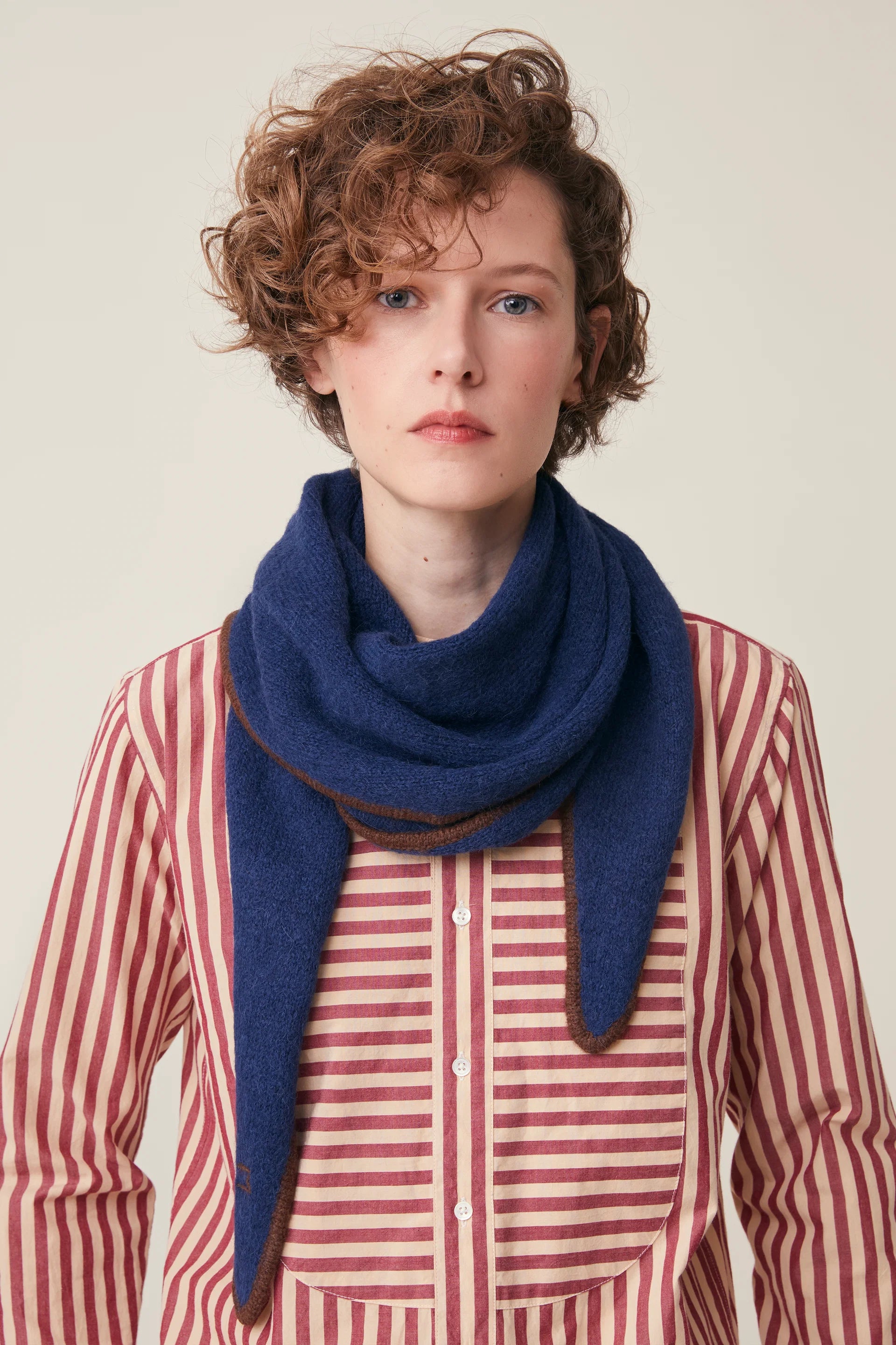 Comedia Elly Scarf