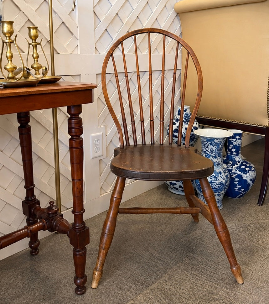 Antique American Windsor Bow-Back Chair