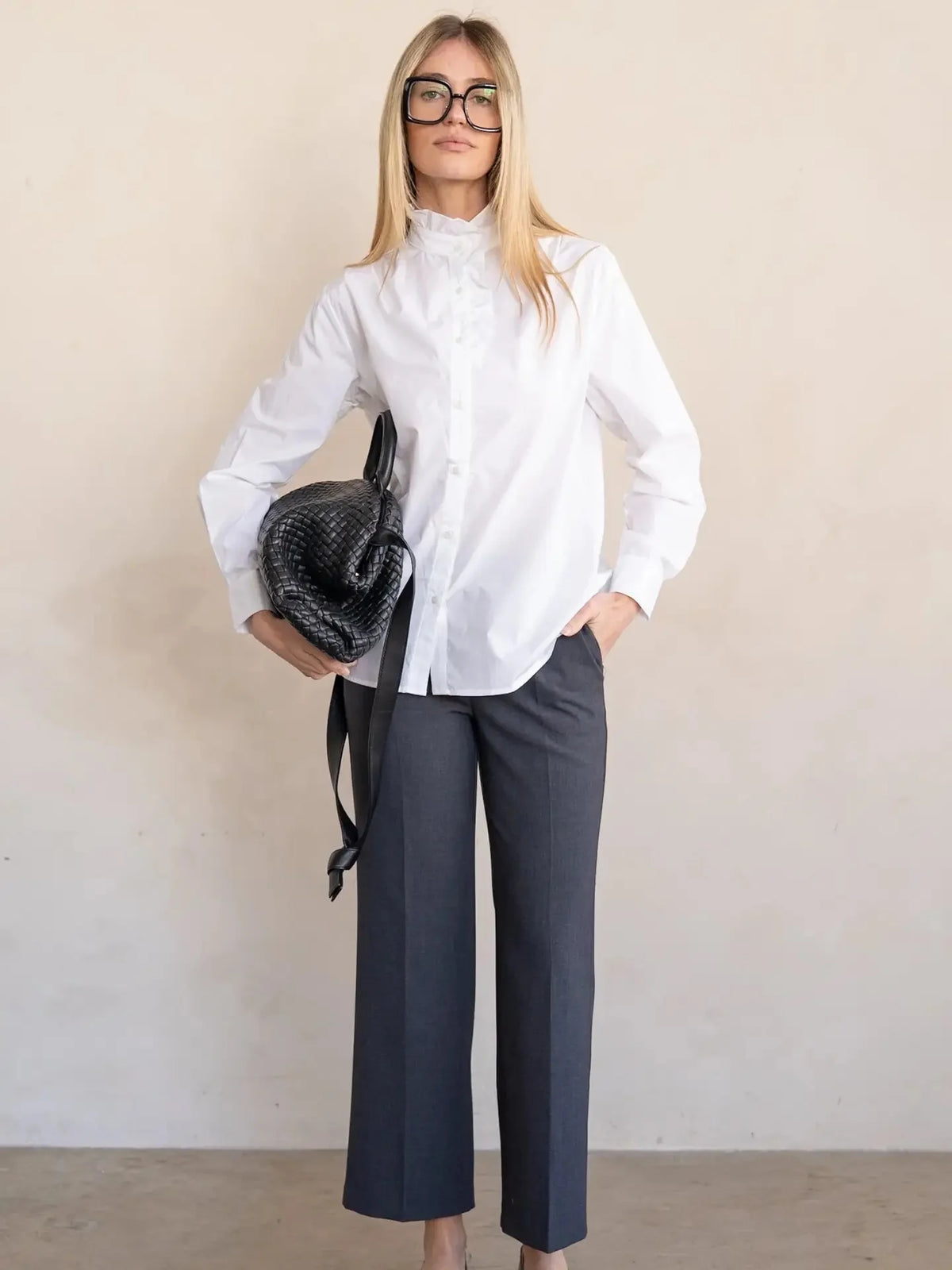 Ruffle Collar Button Blouse