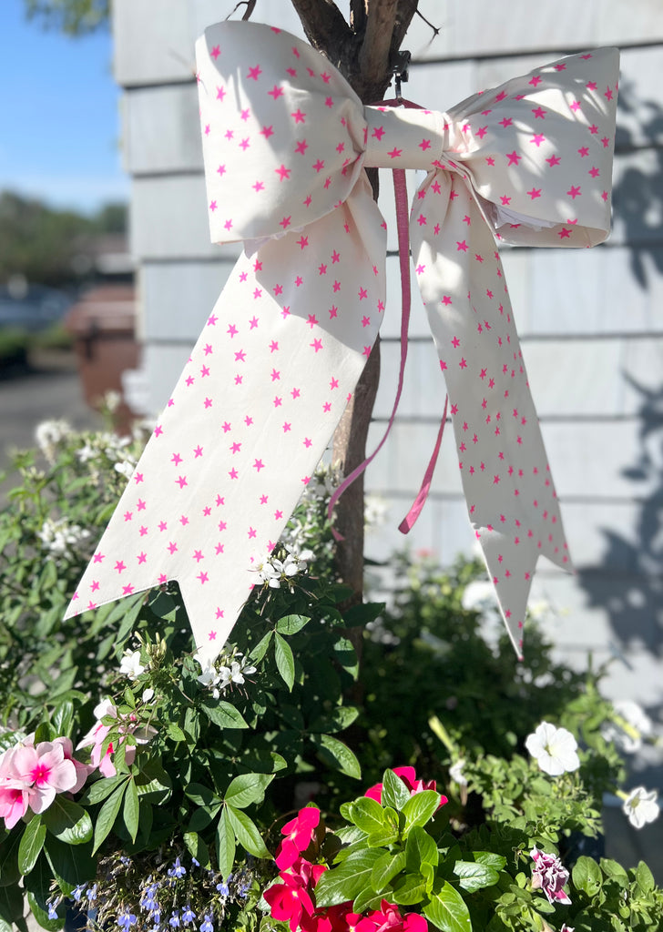 Wreath Bow- Cream with Hot Pink Stars