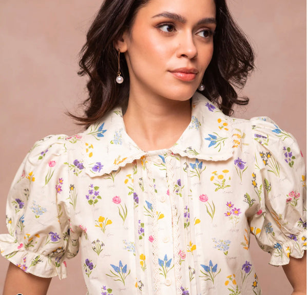 Blouse in Garden Flowers