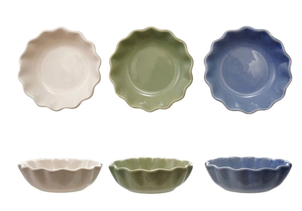 Scalloped Stoneware Dish, Mini