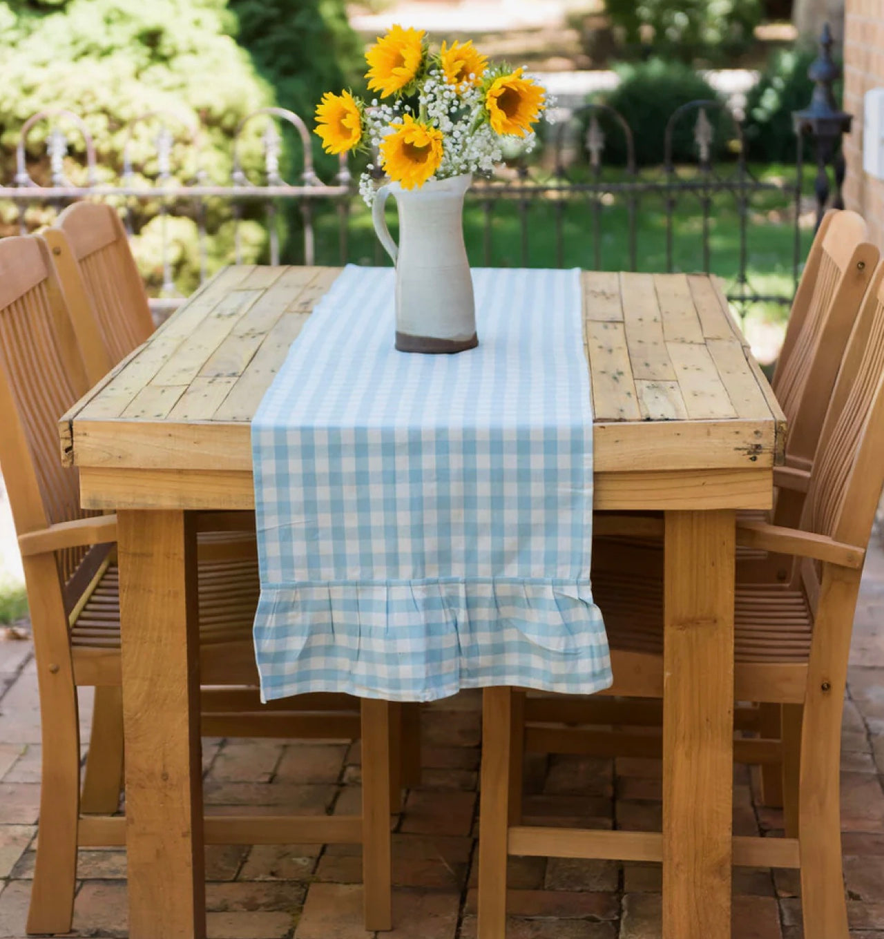 Gingham Tablecloths and Runner