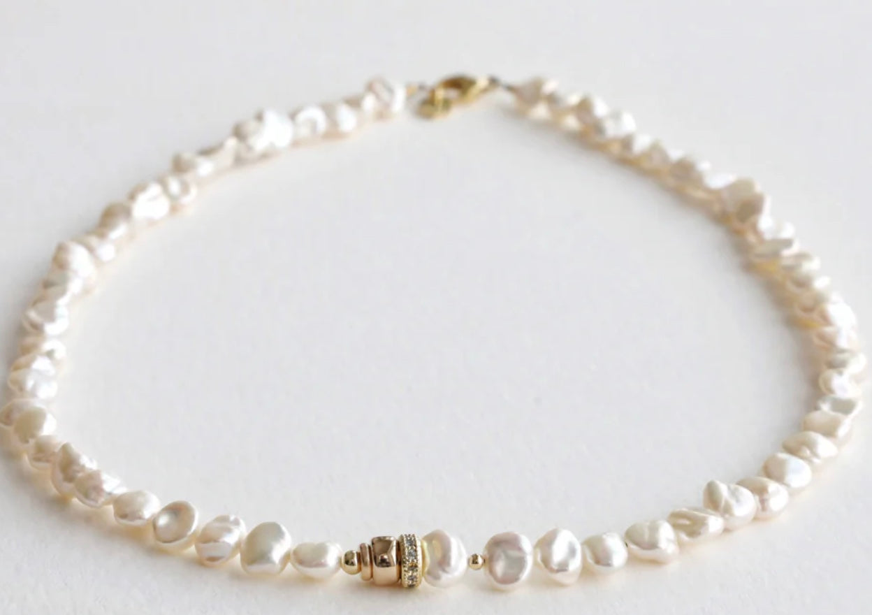 Pause Pearl Necklace