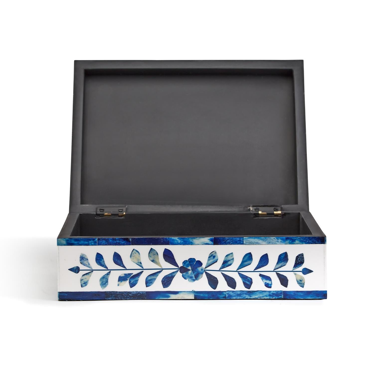 Jaipur Palace Blue & White Tear Hinged Cover Box