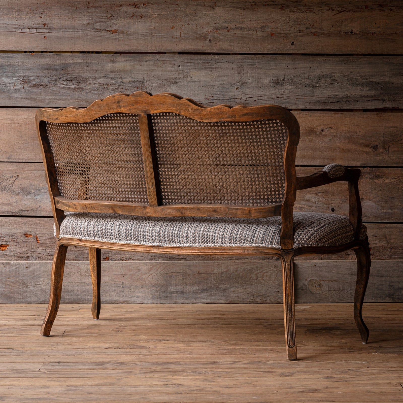 Cochin Settee