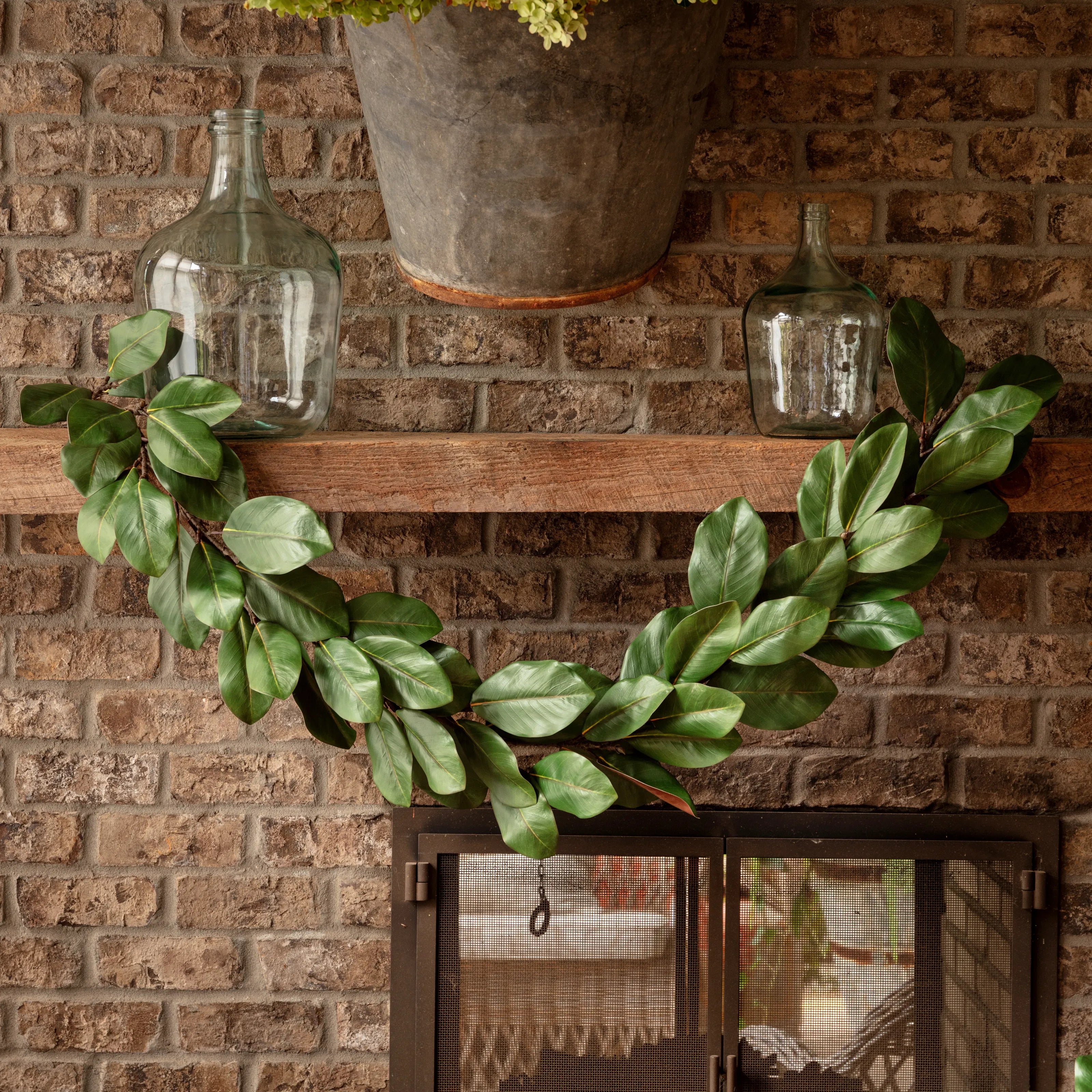 Monticello Magnolia Garland