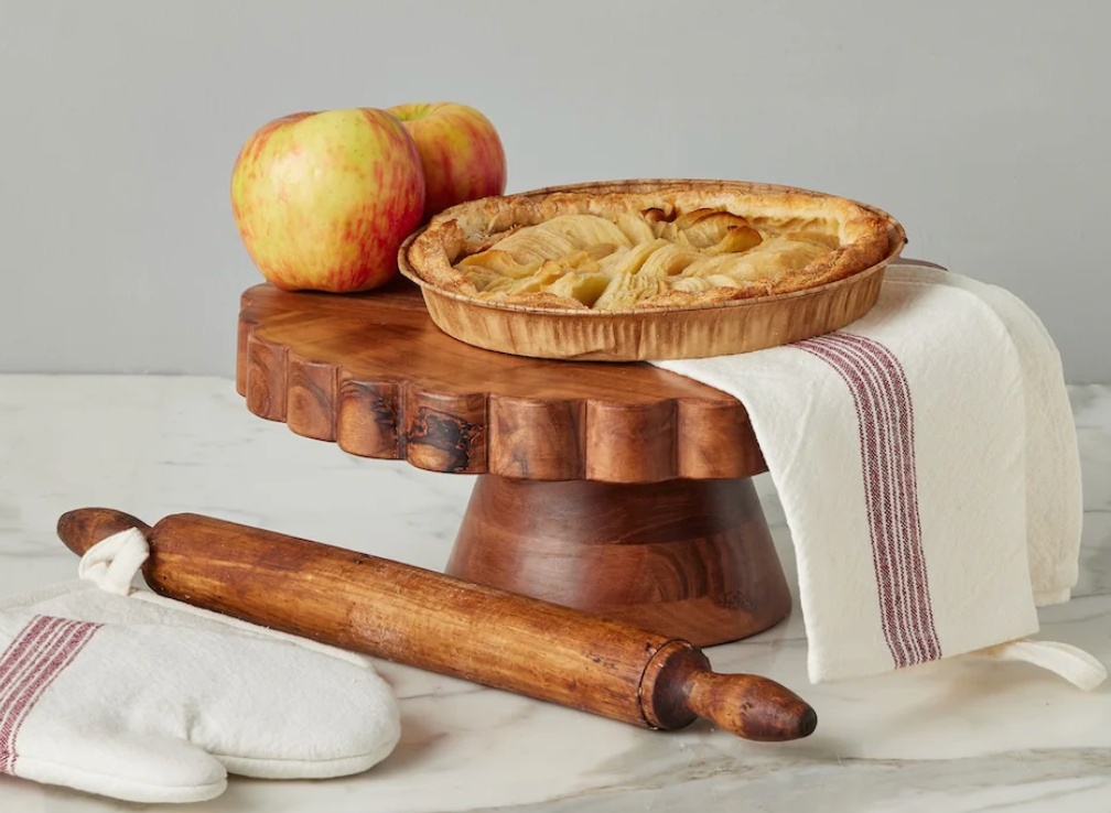 Natural Scalloped Cake Stand
