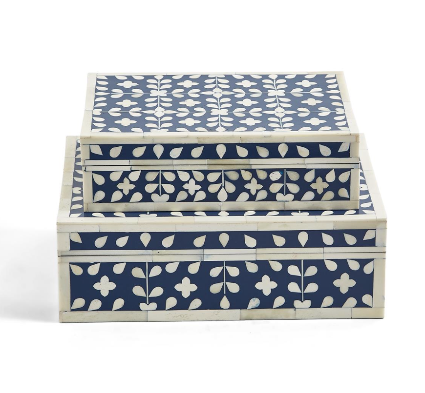 Flower and Petals Tear Hinged Box