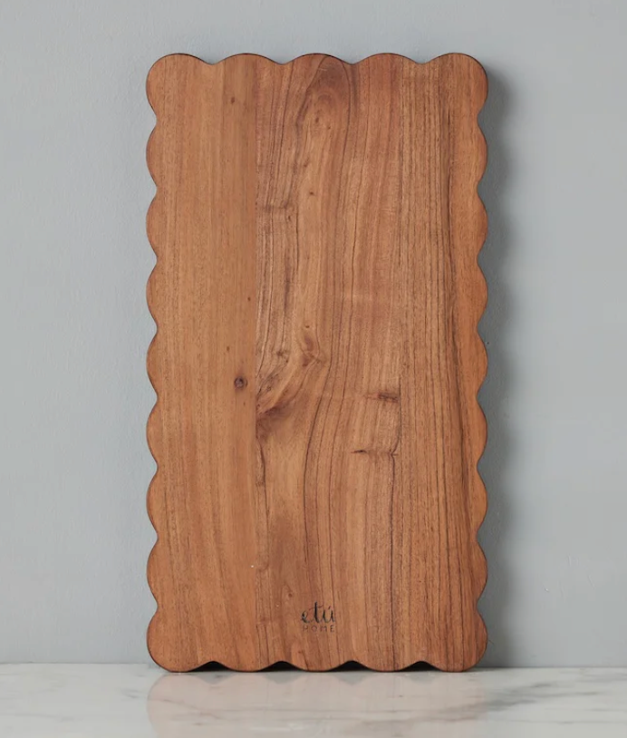 Rectangle Scalloped Cutting Board