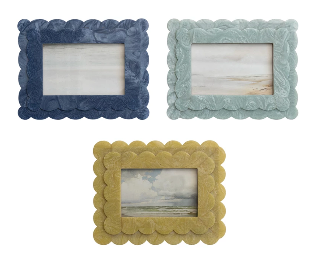 2-Layer Scalloped Photo Frame