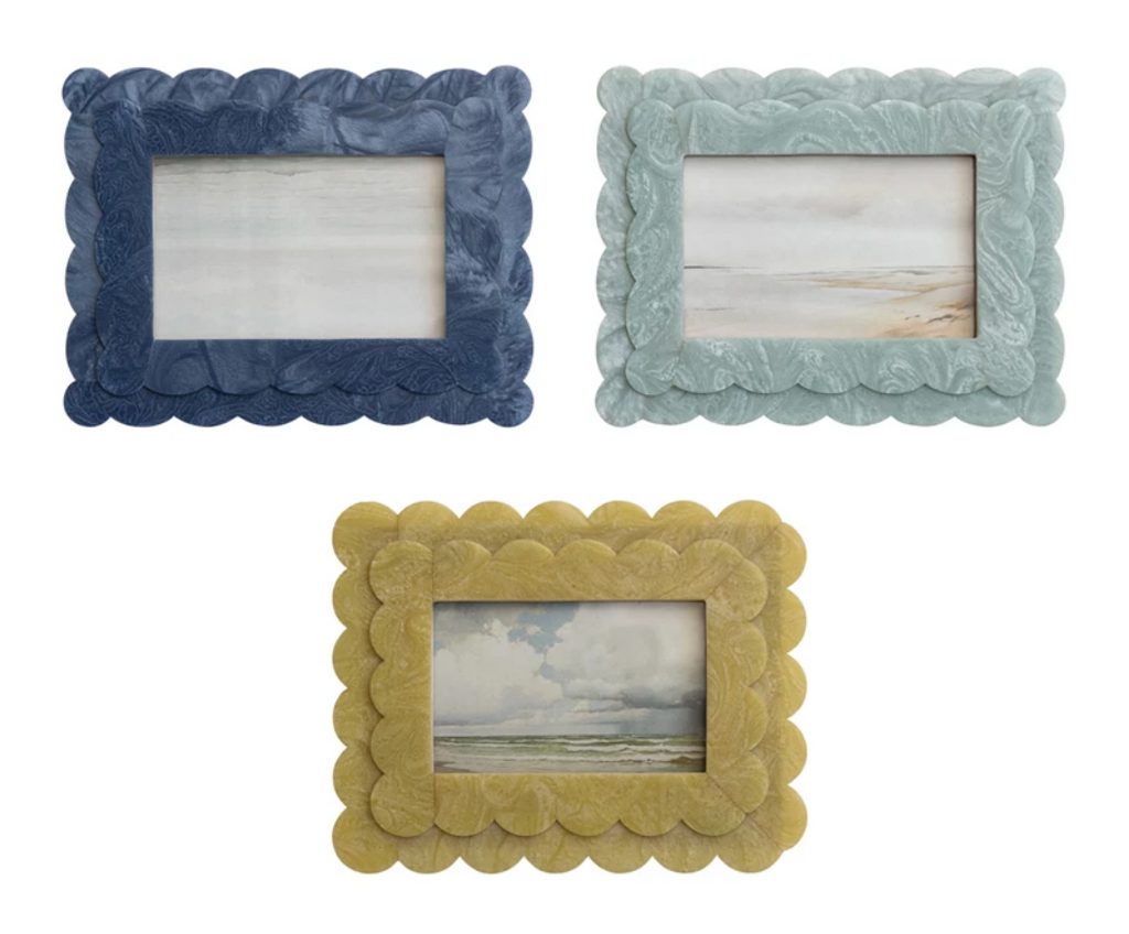 2-Layer Scalloped Photo Frame