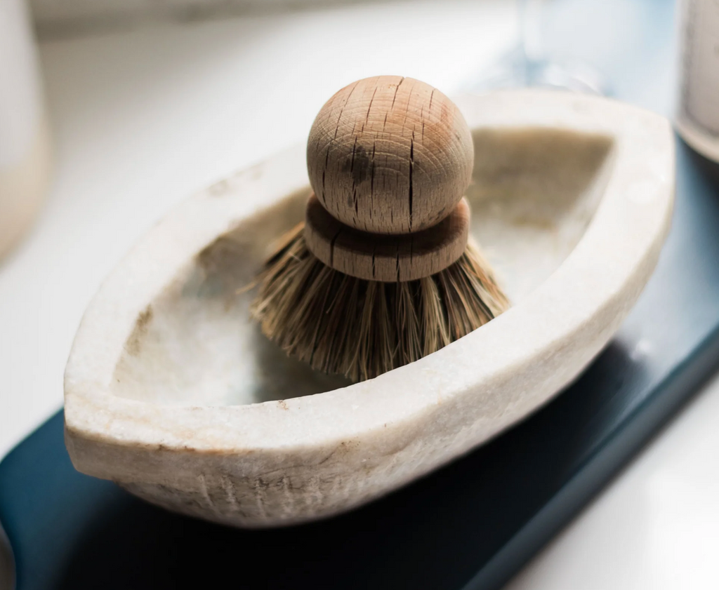 Euro Pot and Pan Brush