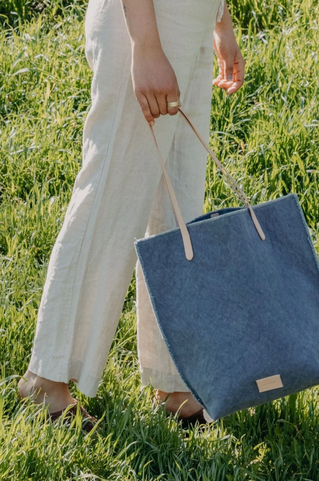 Hana Canvas Tote