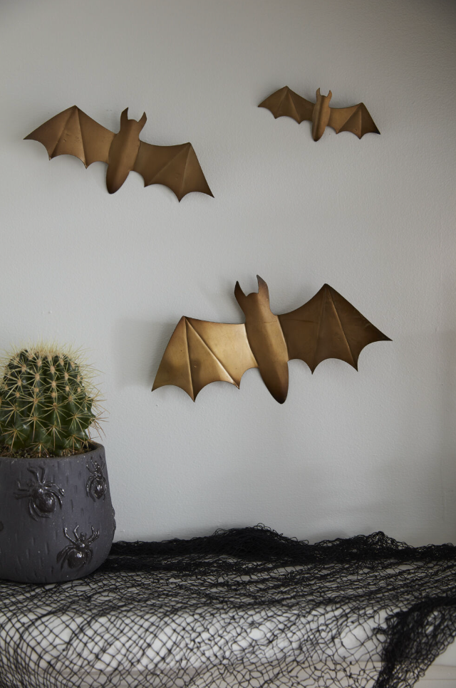 Winged Bat Wall Decor