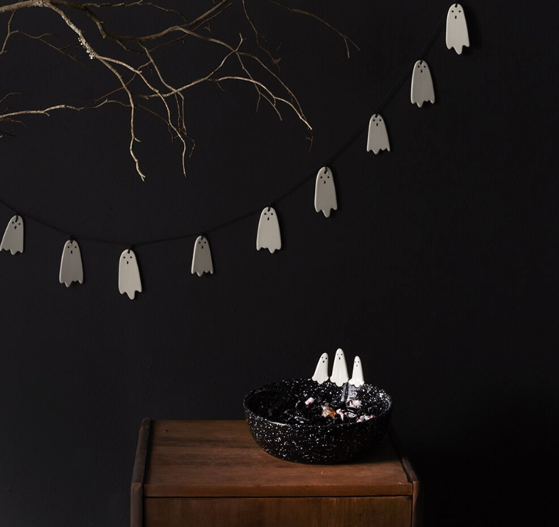 Spooky Ghost Garland