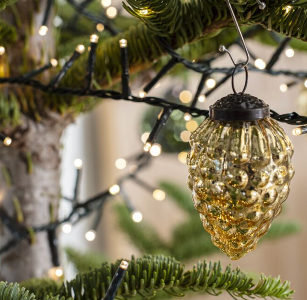 Ardian Ornament Set