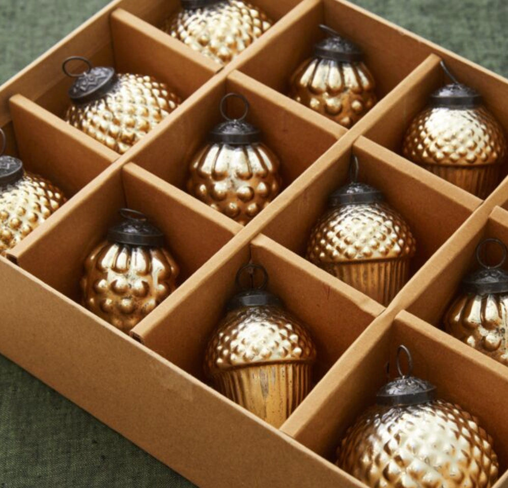 Ardian Ornament Set