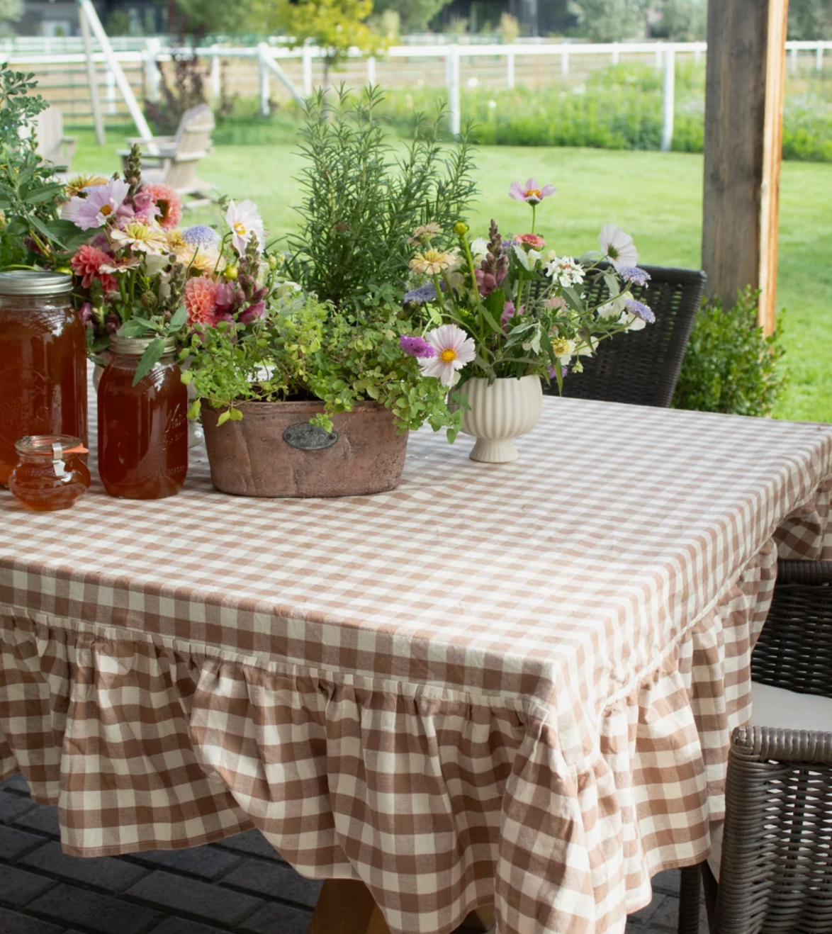 Hazelnut Ruffled Gingham Tablecloth