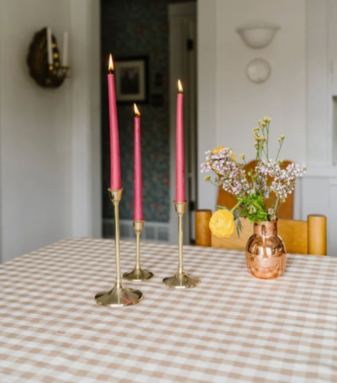 Hazelnut Ruffled Gingham Tablecloth