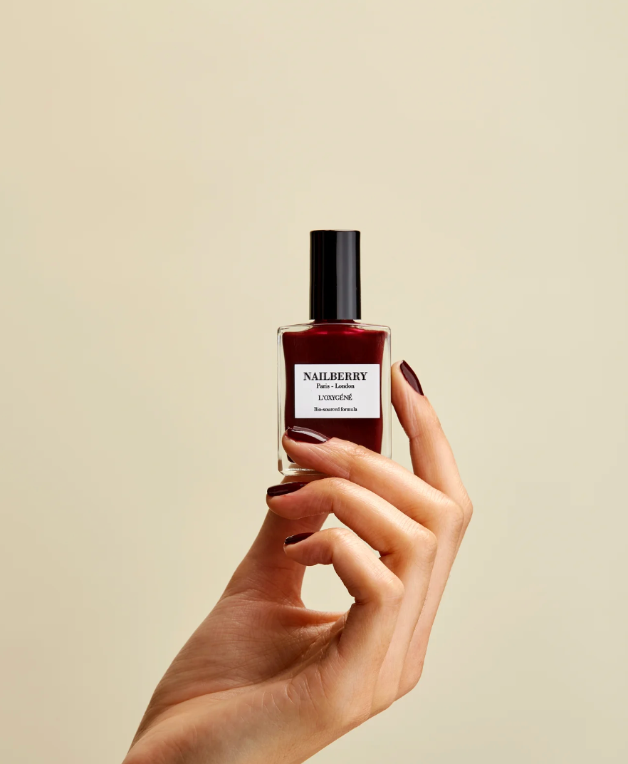 Le Temps Des Cerises Nail Polish