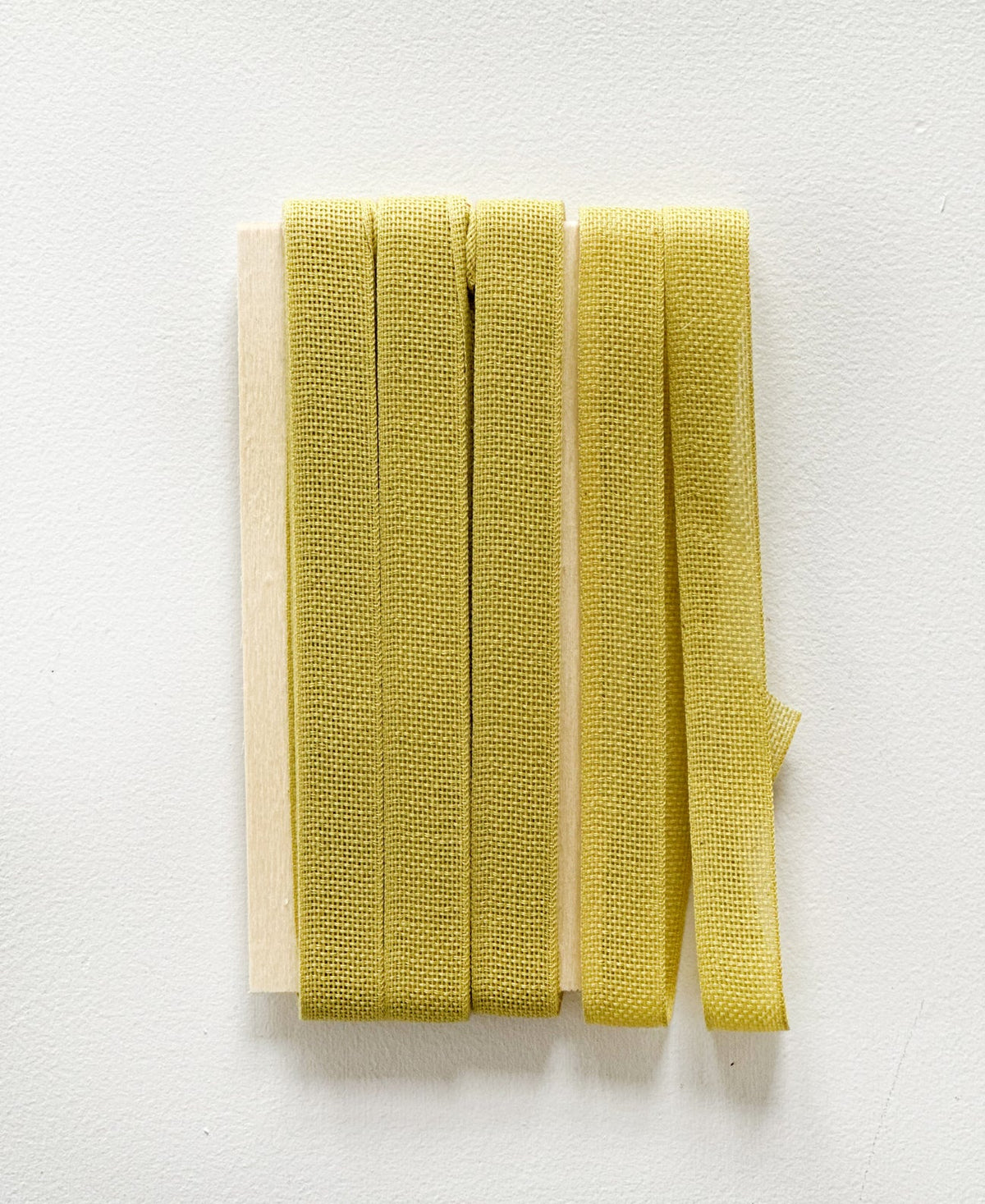 Loose Weave Cotton Ribbon | wood paddle