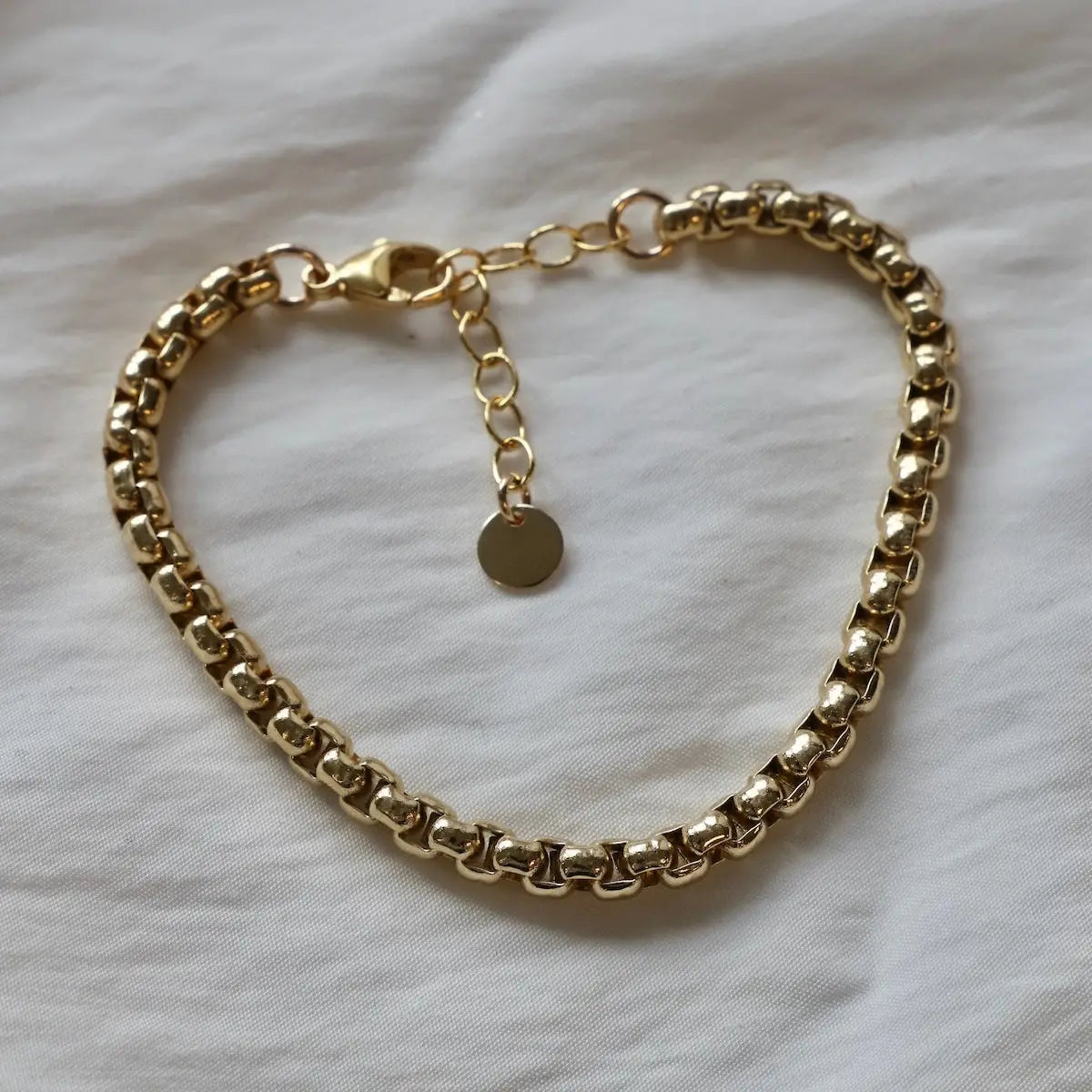 Nova Round Box Chain Bracelet