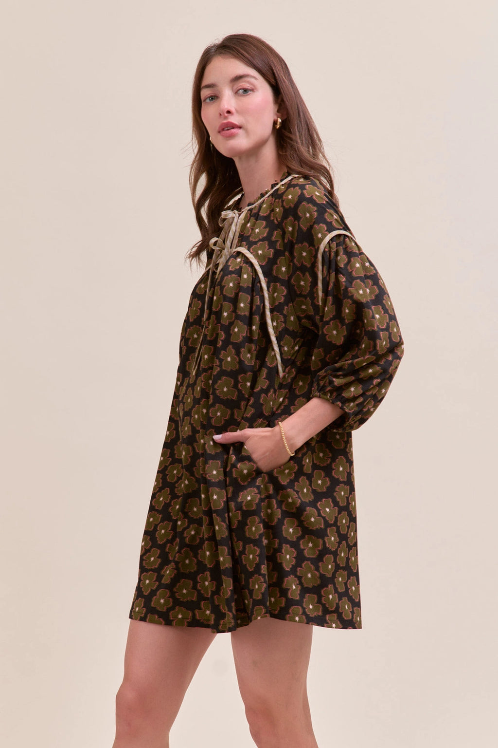 Contrast Binding Floral Mini Shift Dress