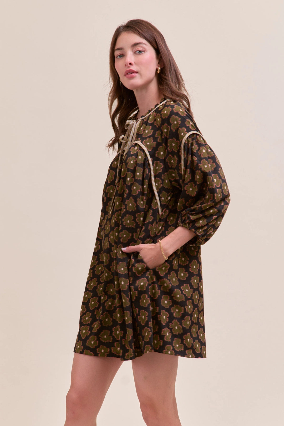 Contrast Binding Floral Mini Shift Dress