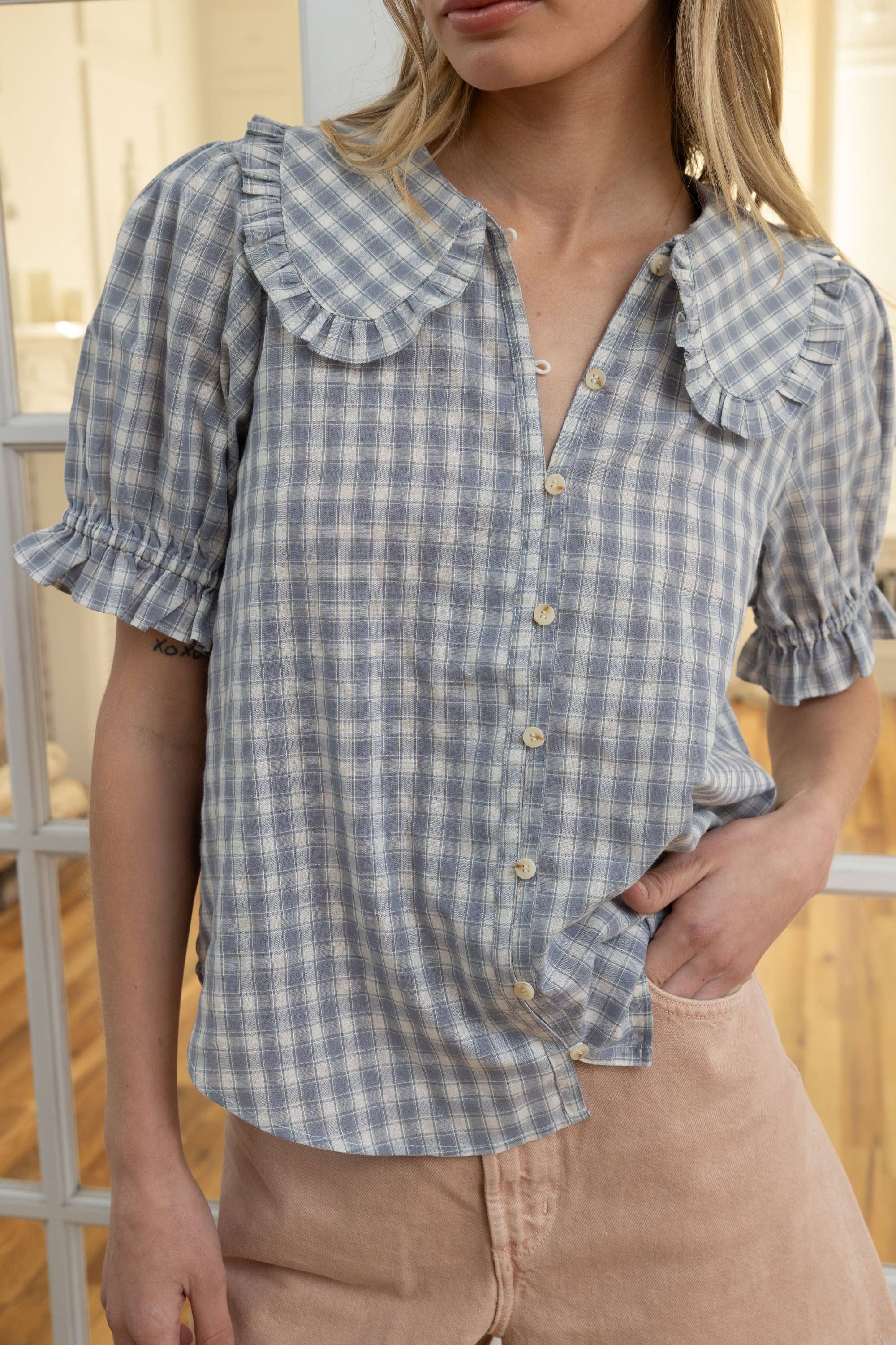 Ruffle Collar Gingham Blouse