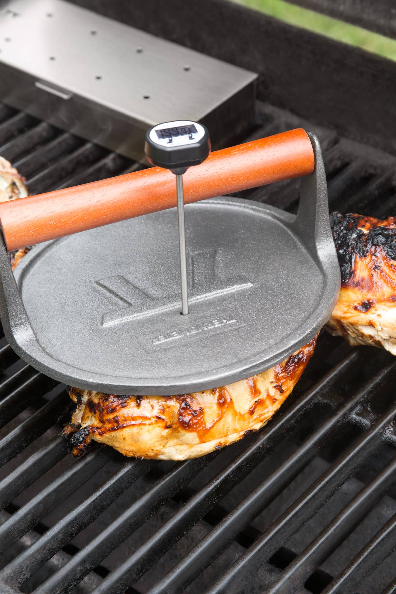 Outset Cast Iron Round Grill Press