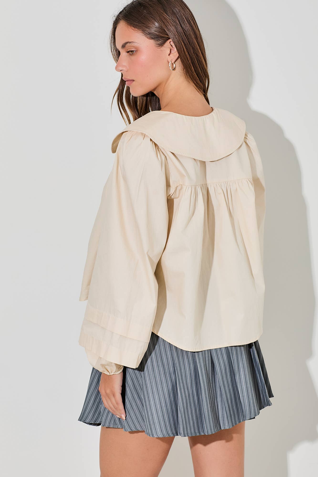 Round Collared Button Up