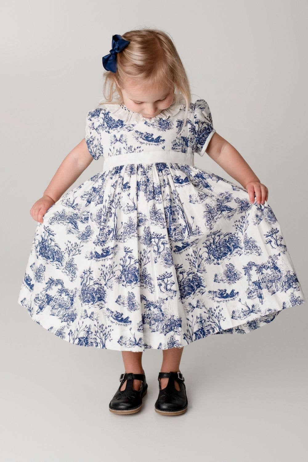 GENEVIEVE smocked dress