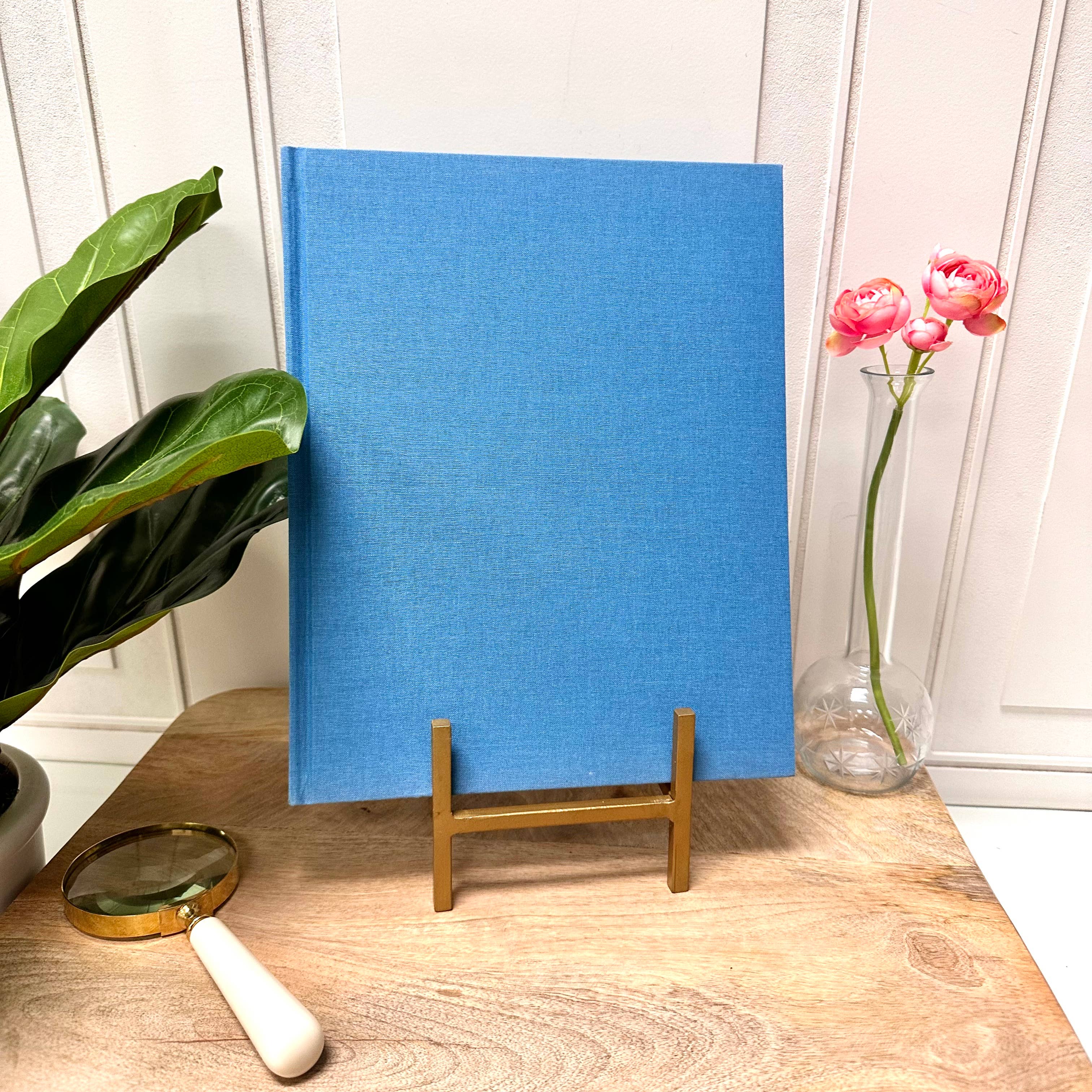 Modern Gold Iron Easel/Bookstand