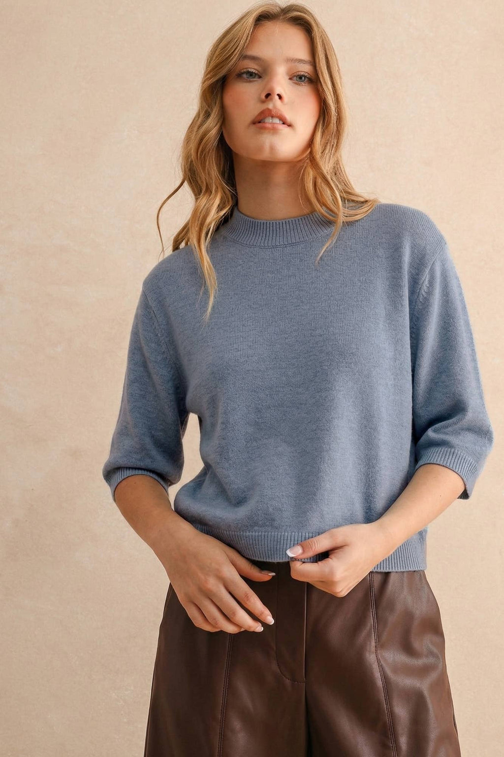 SHORT SLEEVE SWEATER TOP