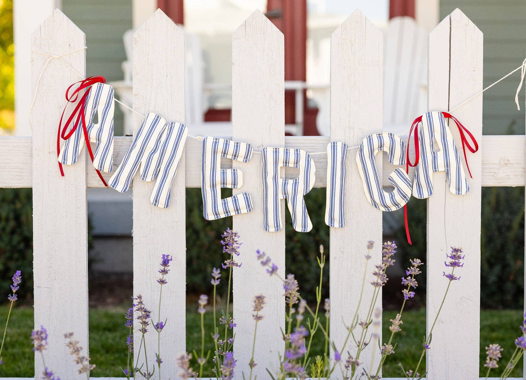 America Ticking Linen Puffy Banner