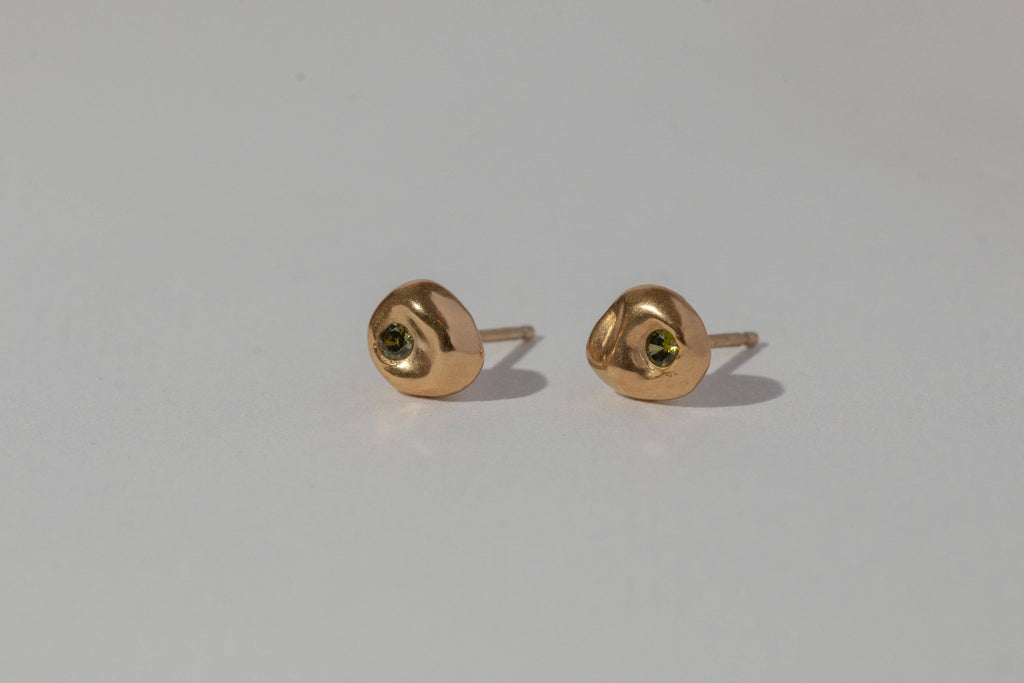 Pebble Studs