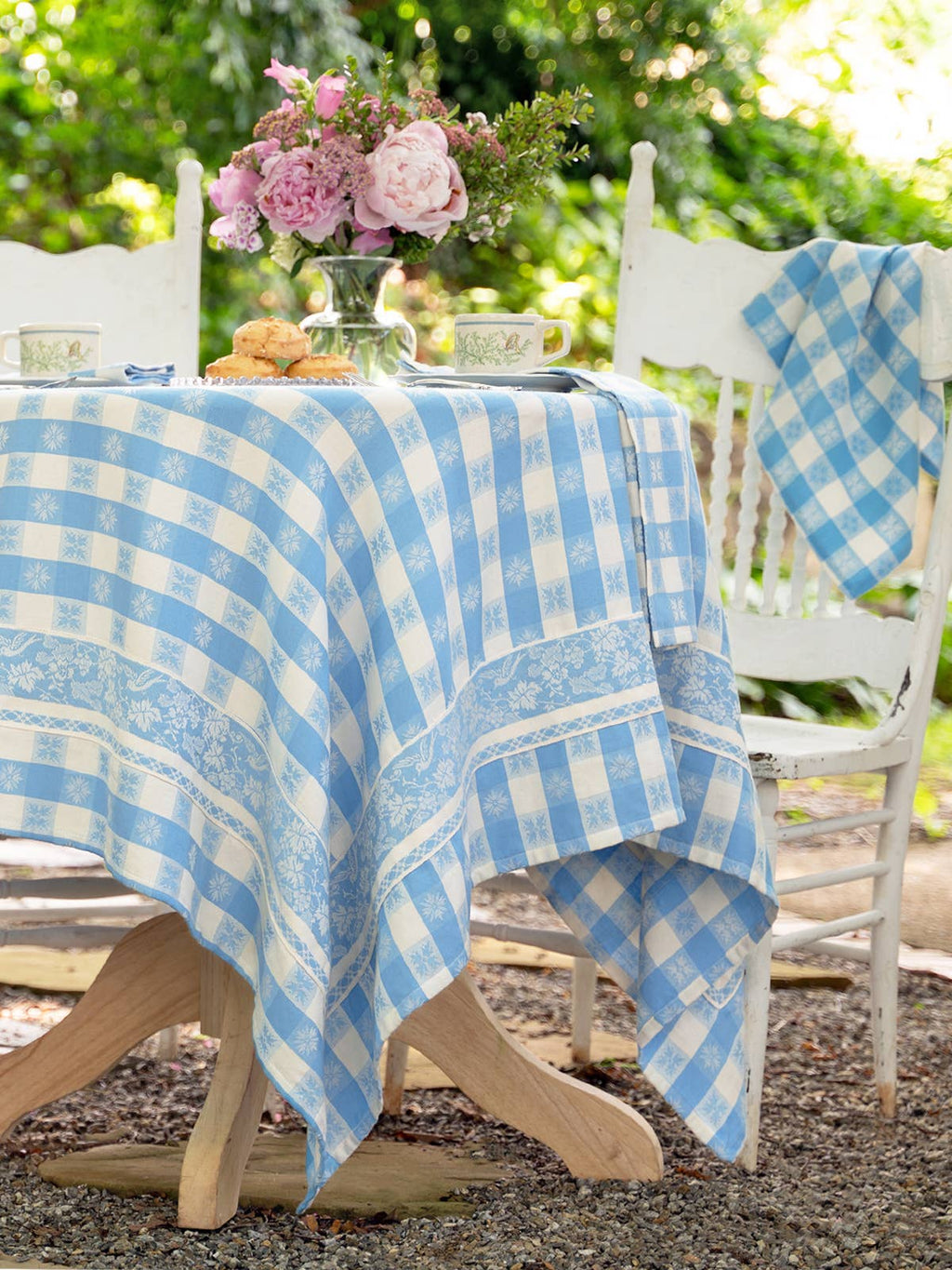 Blue Charm Jacquard Tablecloth
