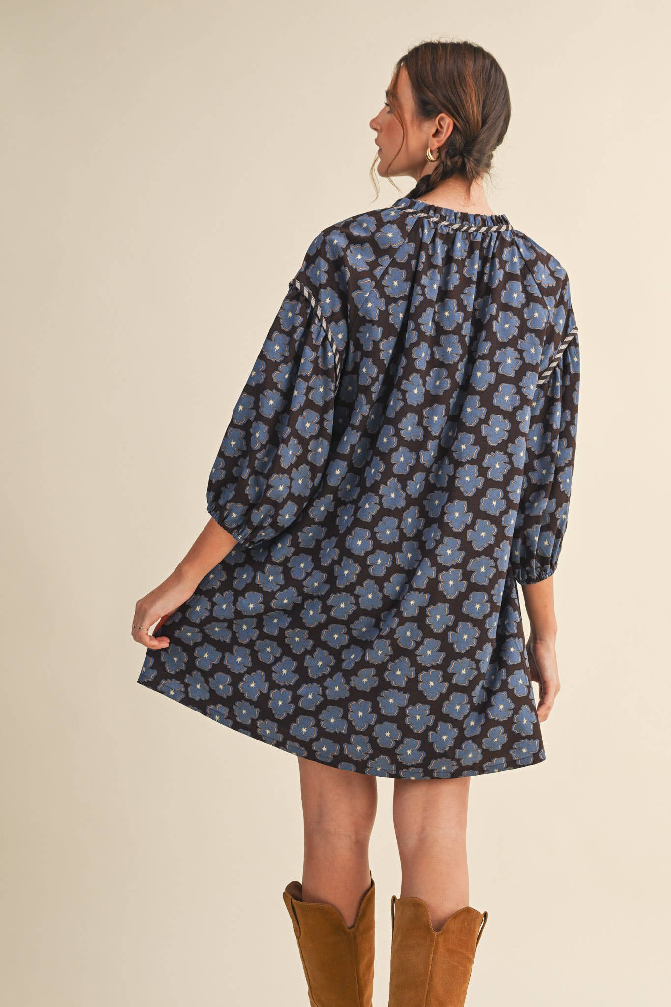 Contrast Binding Floral Mini Shift Dress